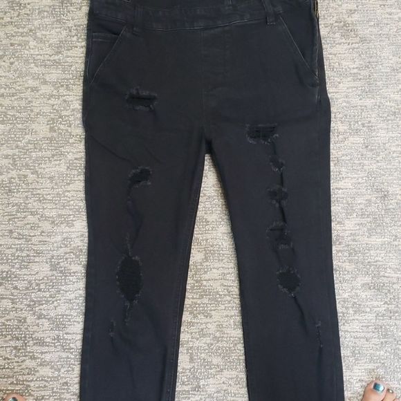 DOLLHOUSE destructed black denim overalls - Picture 2 of 12